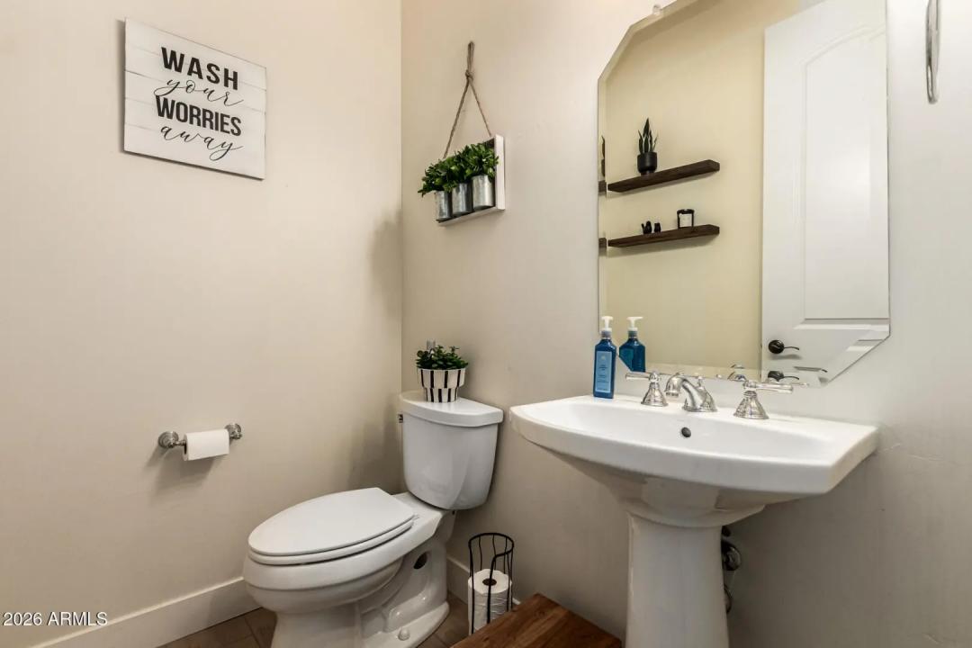 Real Estate Picture 28