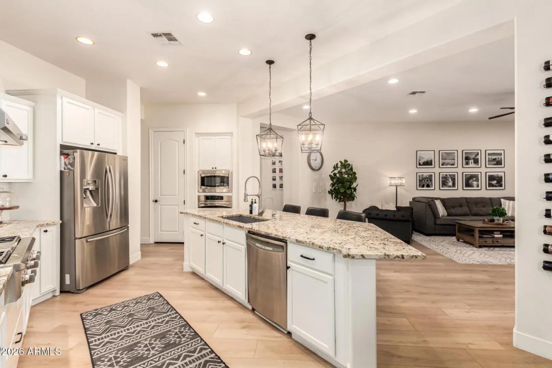 Real Estate Picture 20