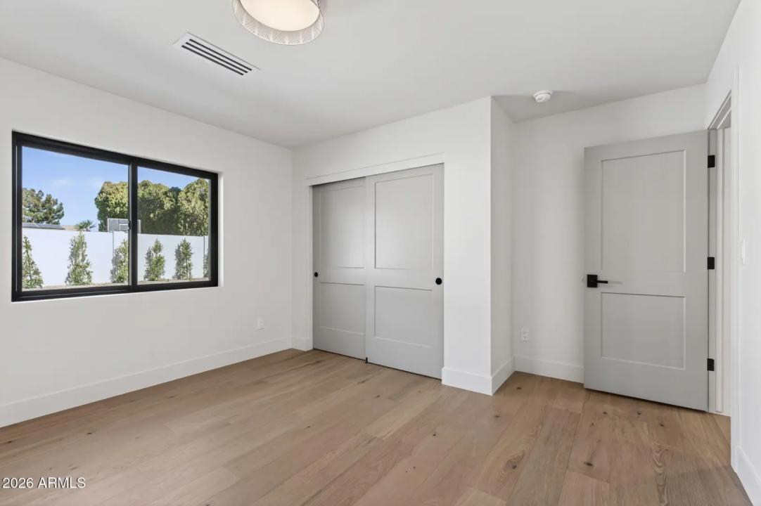 Real Estate Picture 41