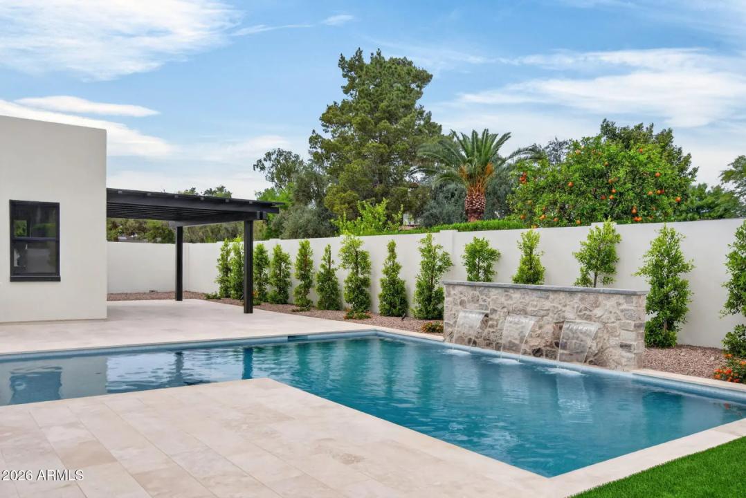 Real Estate Picture 53