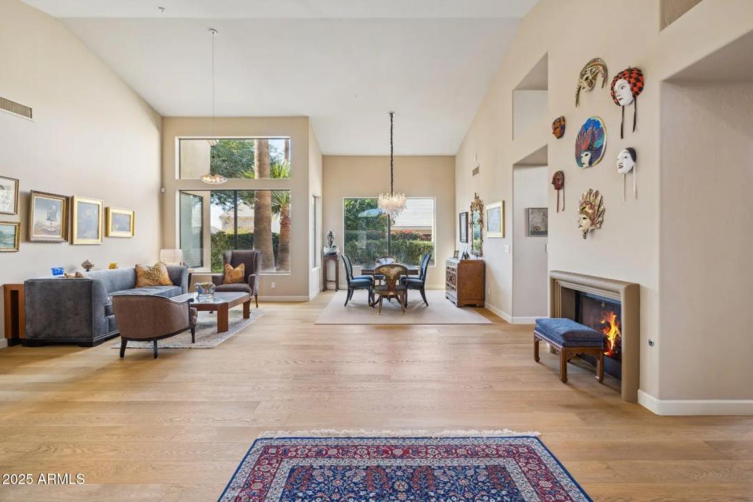 Real Estate Picture 17