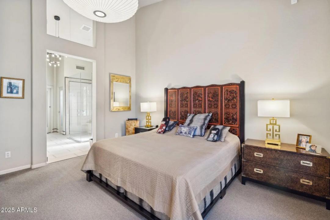 Real Estate Picture 23