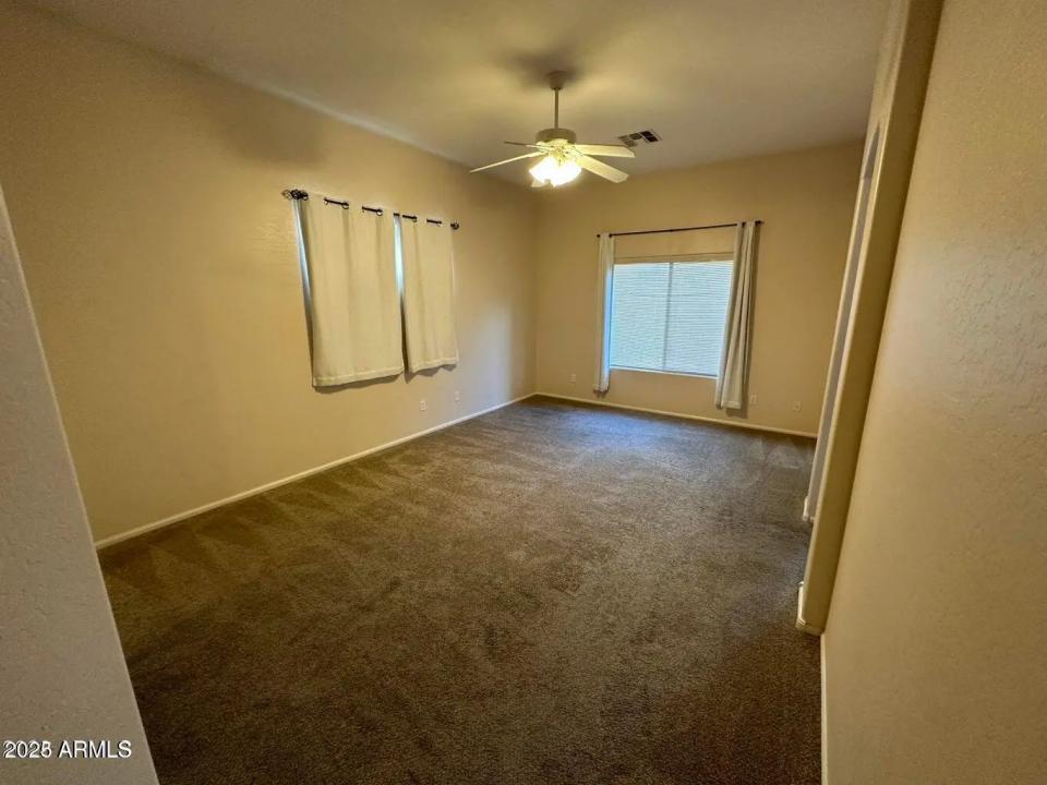 Real Estate Picture 7