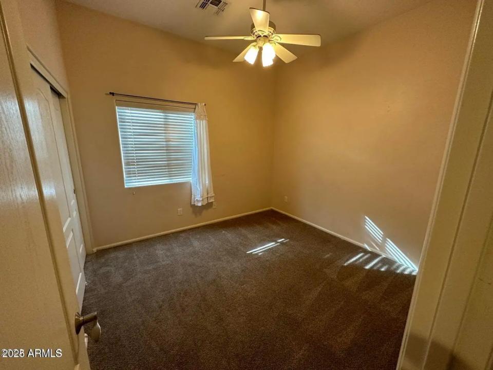 Real Estate Picture 11