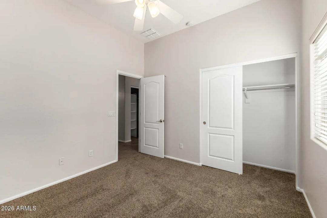 Real Estate Picture 22