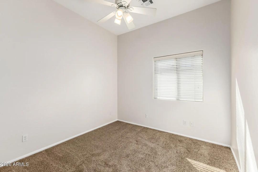 Real Estate Picture 23