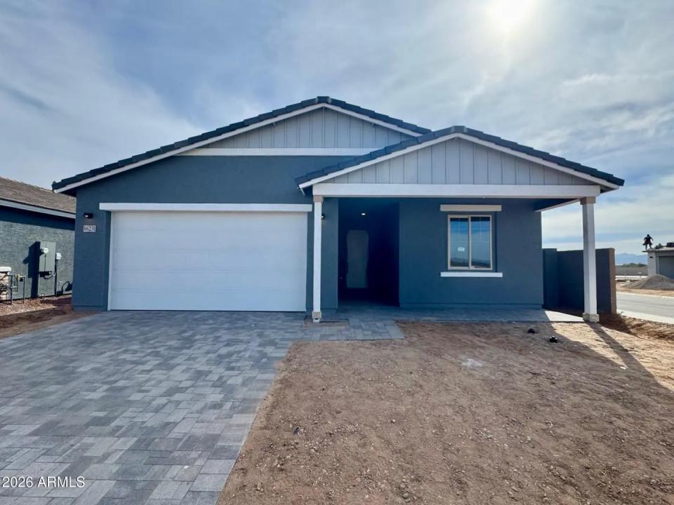 Real Estate Picture 2