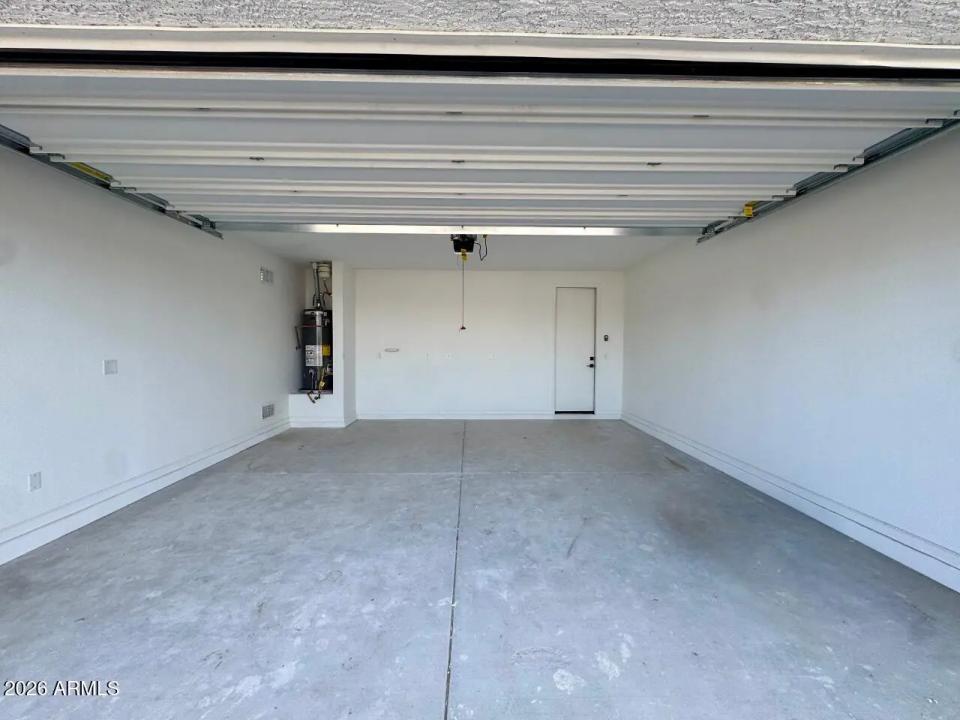 Real Estate Picture 18