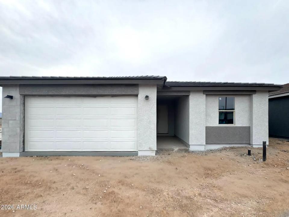 Real Estate Picture 2