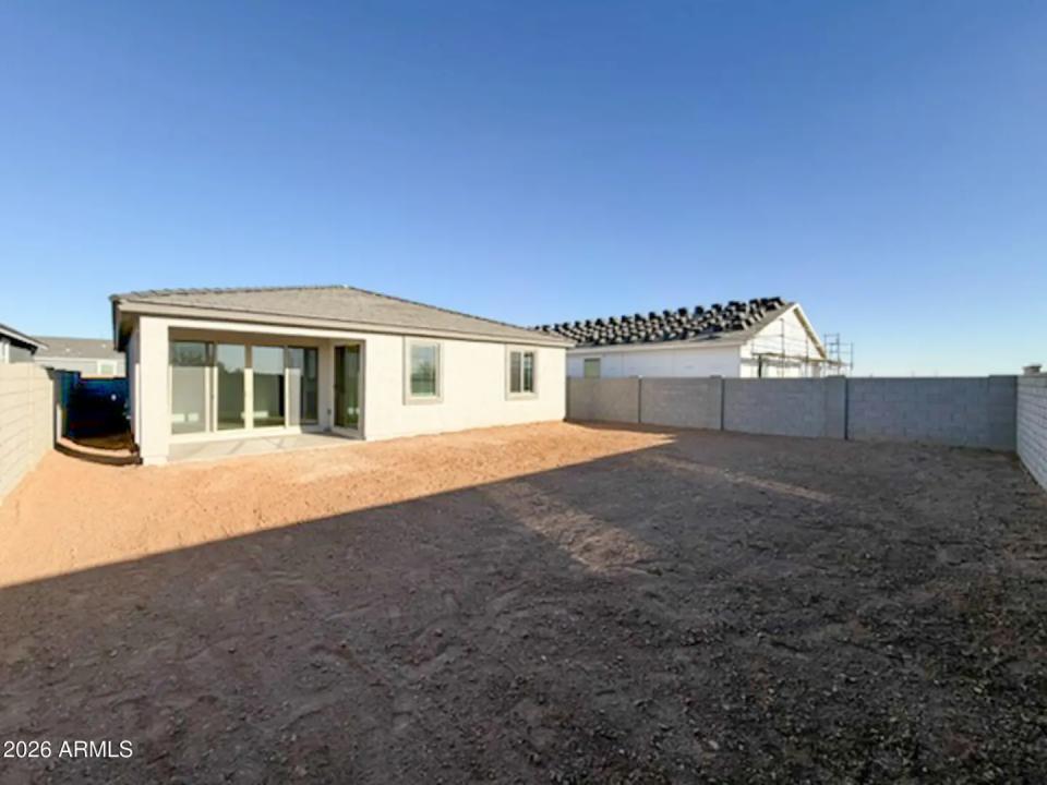 Real Estate Picture 16