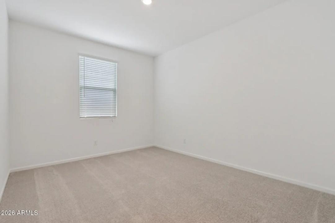 Real Estate Picture 21