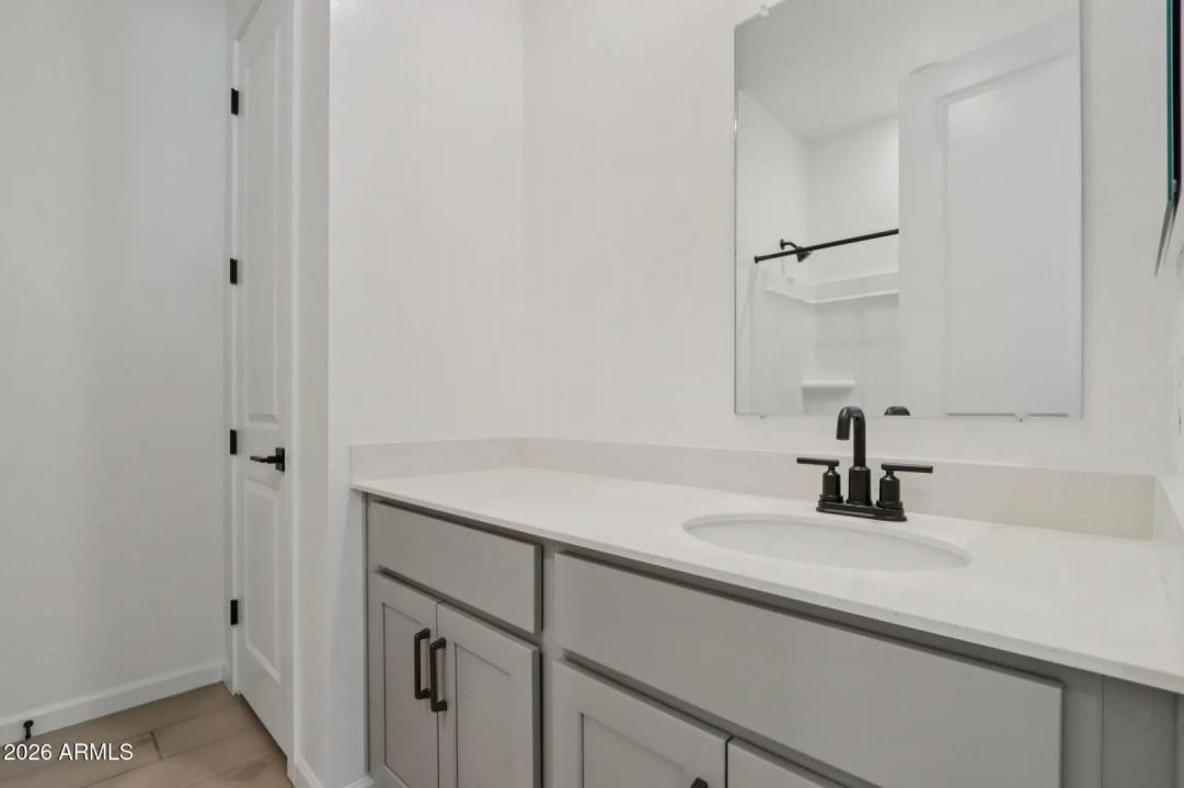 Real Estate Picture 26