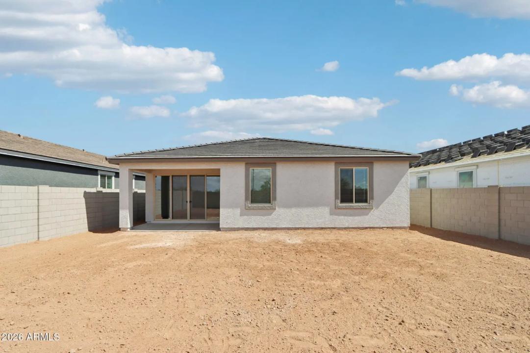 Real Estate Picture 37