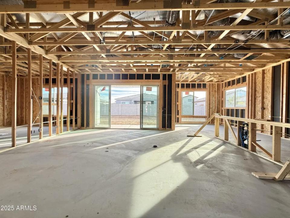 Real Estate Picture 6