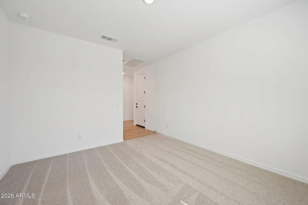 Real Estate Picture 22