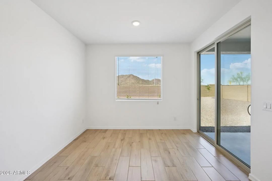 Real Estate Picture 23