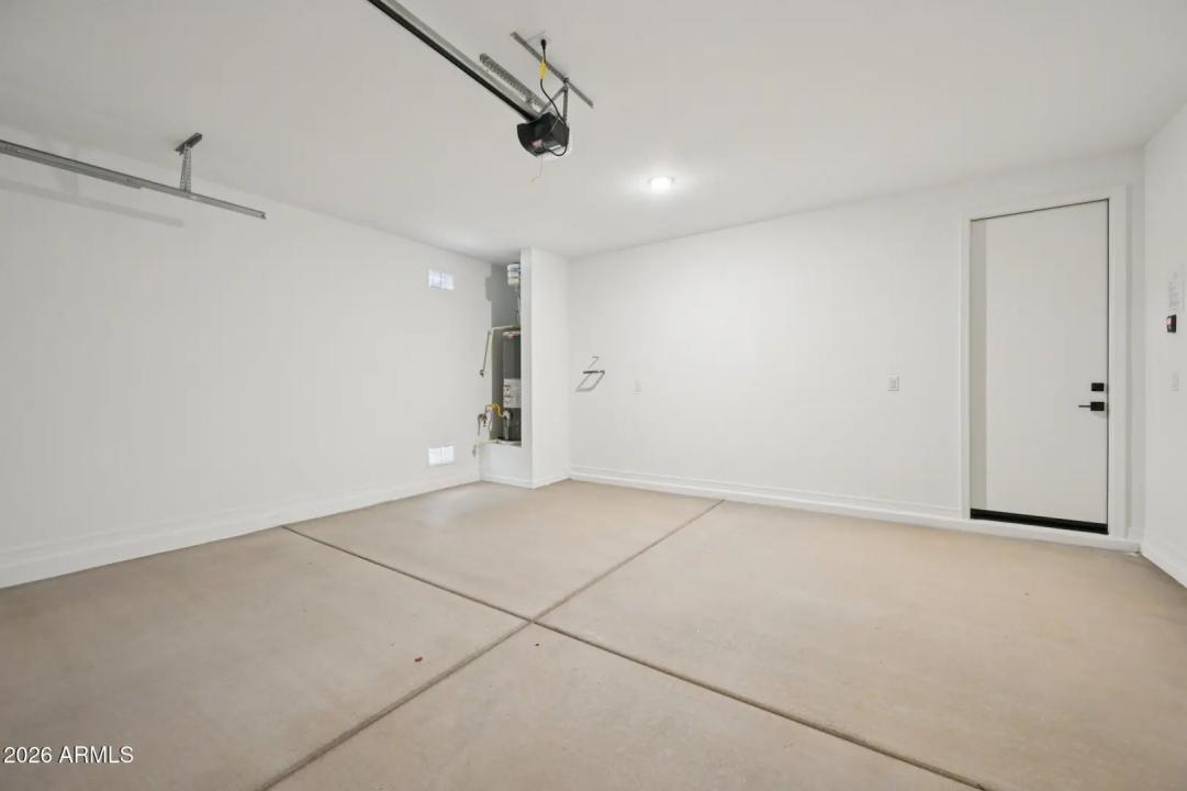 Real Estate Picture 34