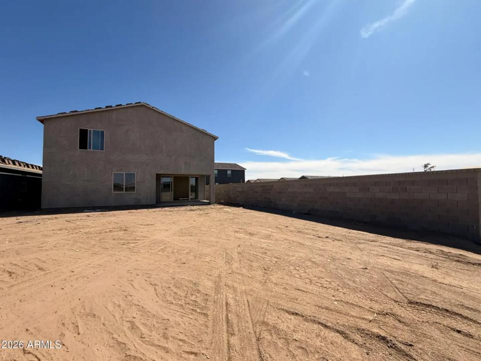 Real Estate Picture 12