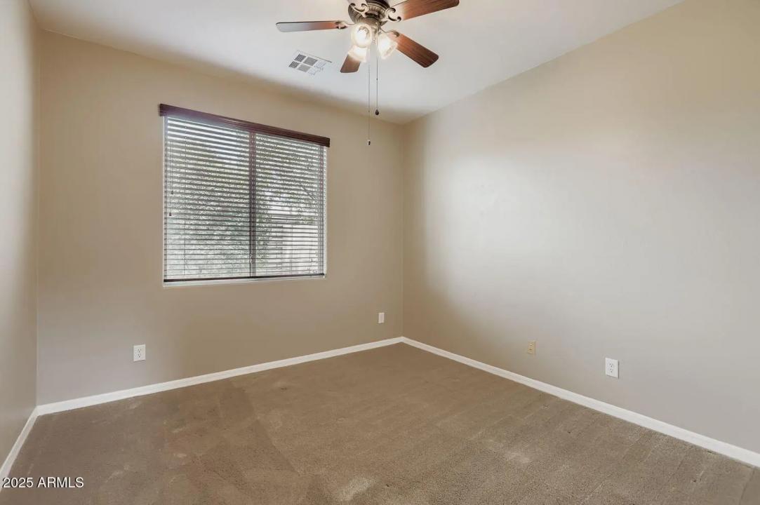 Real Estate Picture 29