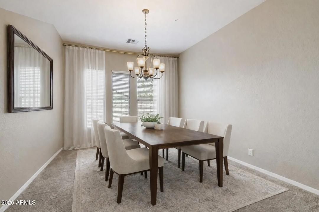 Real Estate Picture 24