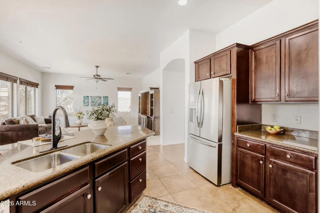 Real Estate Picture 24