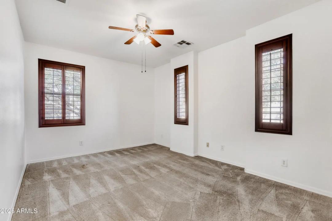 Real Estate Picture 37