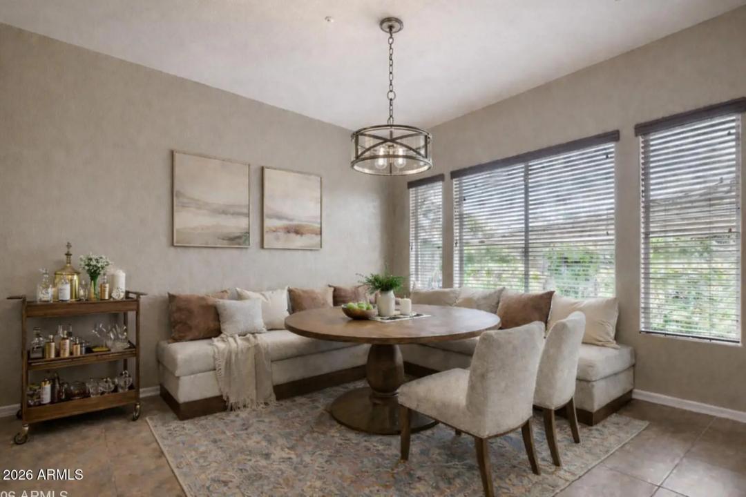 Real Estate Picture 17