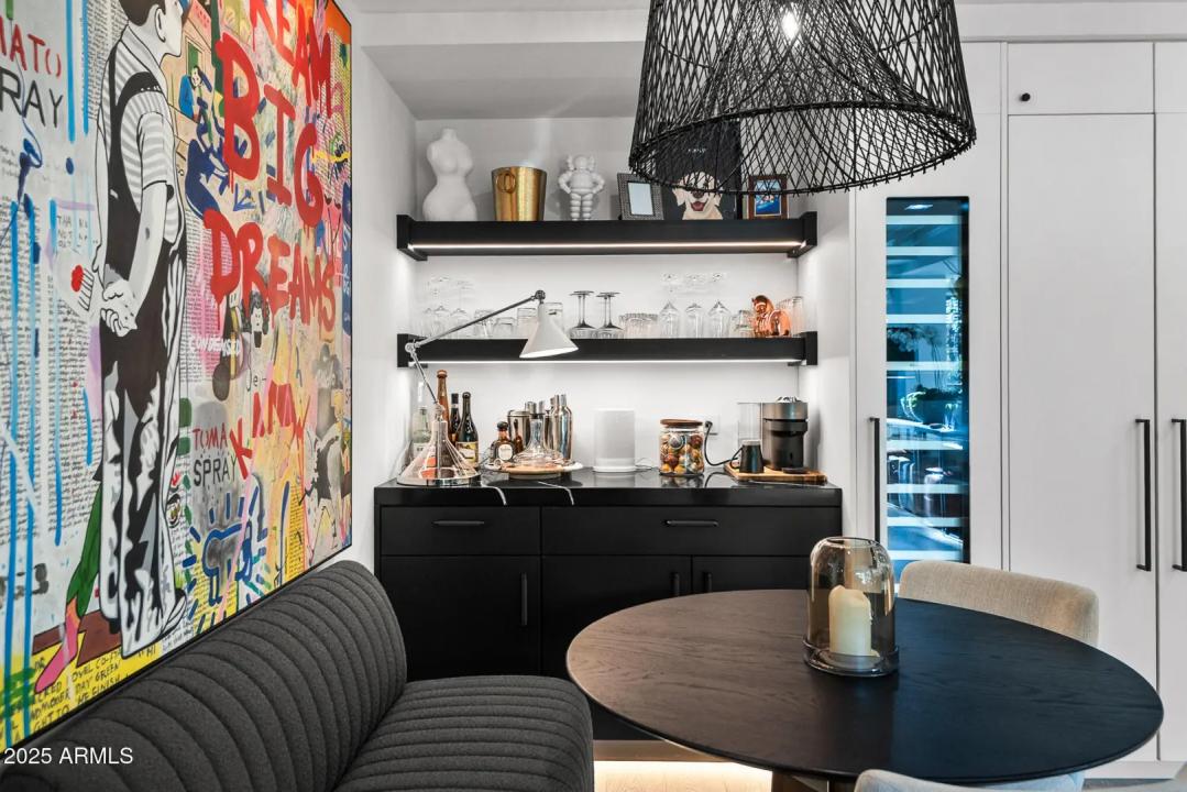 Real Estate Picture 33