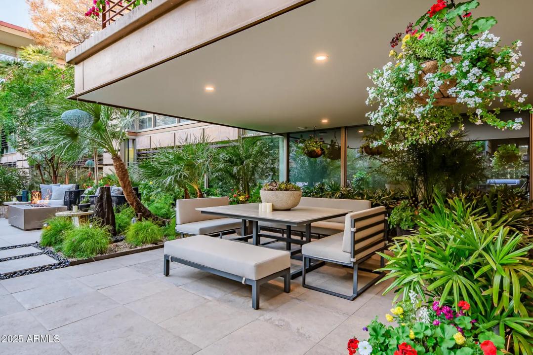 Real Estate Picture 6