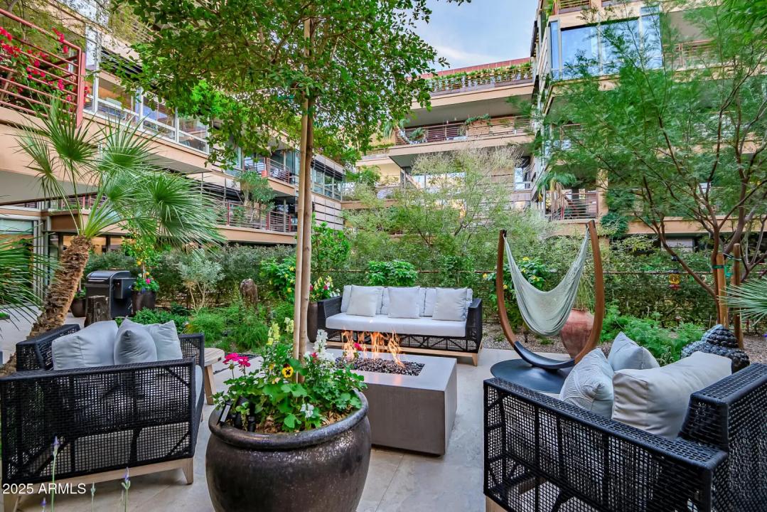 Real Estate Picture 10