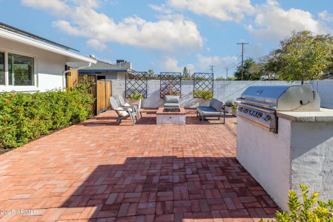 Real Estate Picture 26