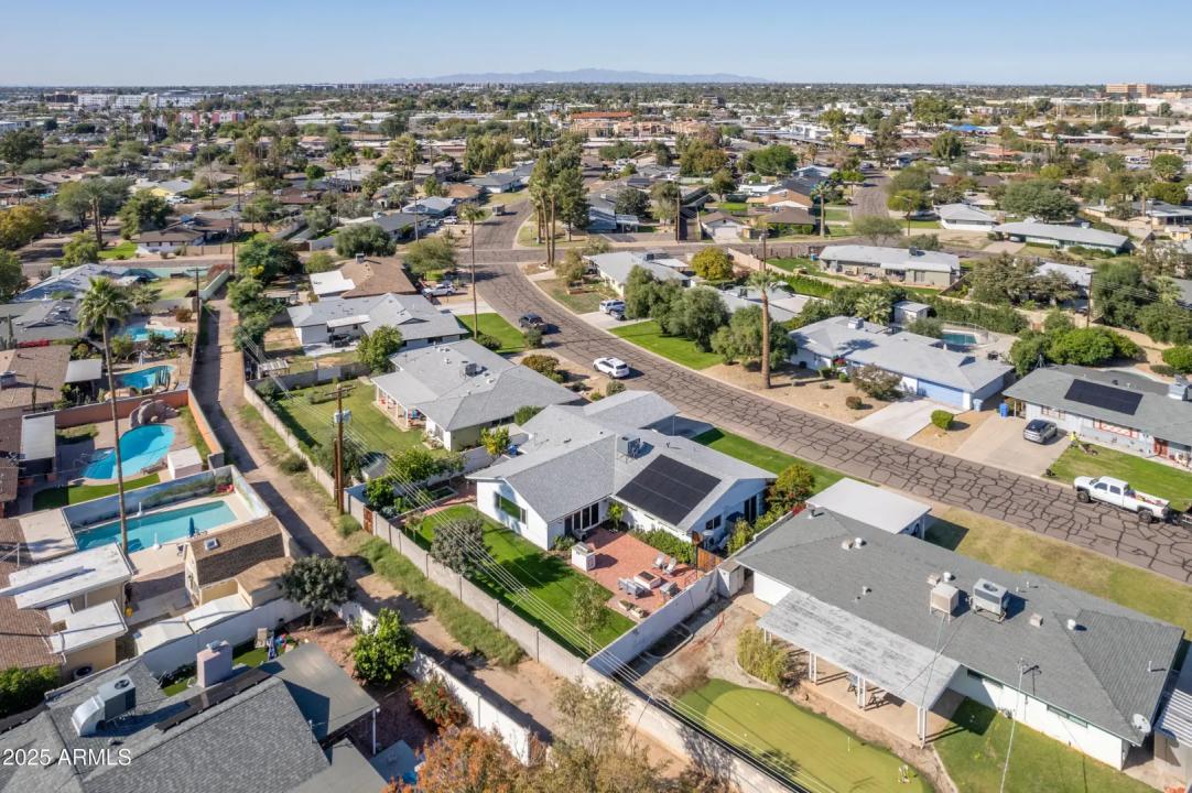 Real Estate Picture 33