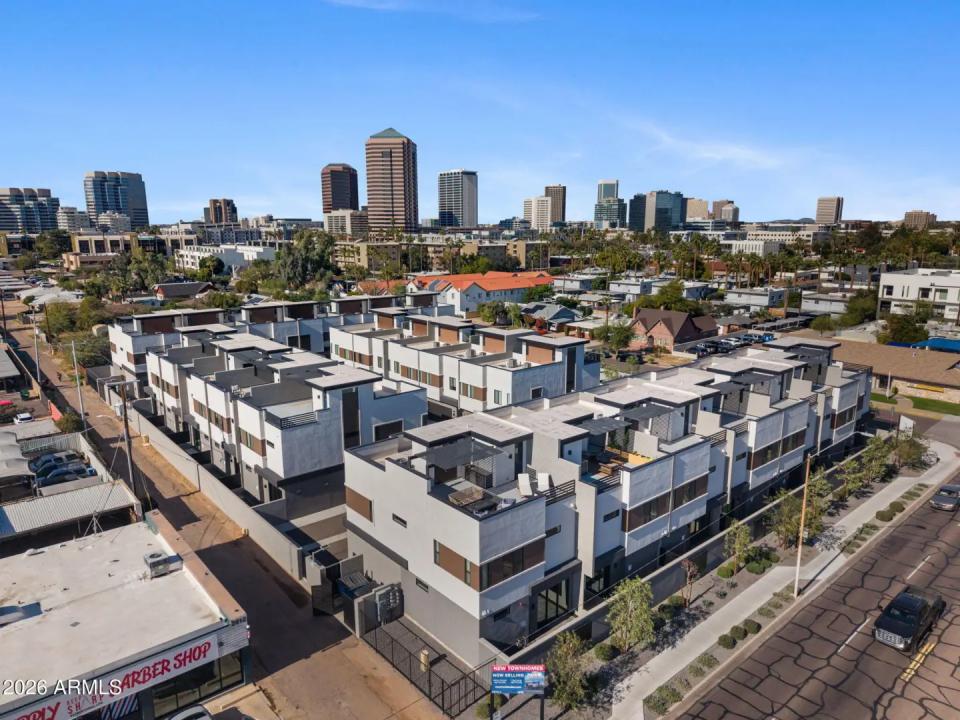 Real Estate Picture 2