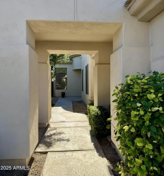 Real Estate Picture 2