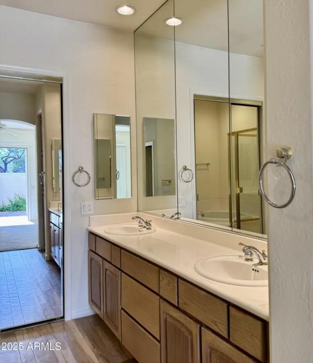 Real Estate Picture 13