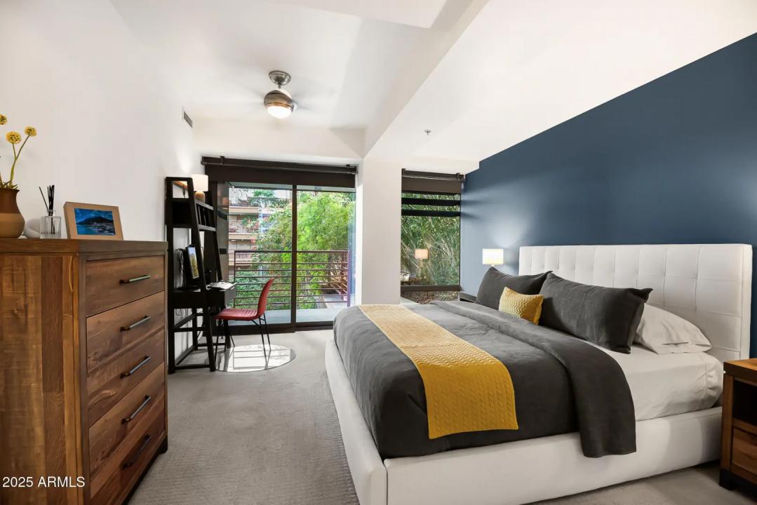 Real Estate Picture 16