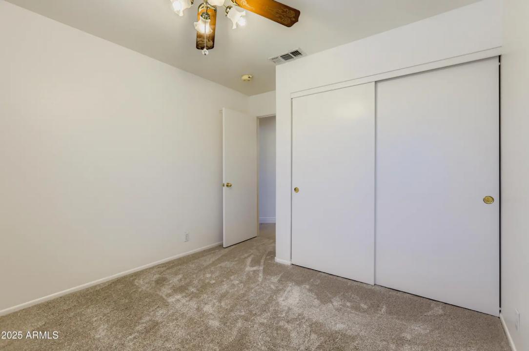 Real Estate Picture 19