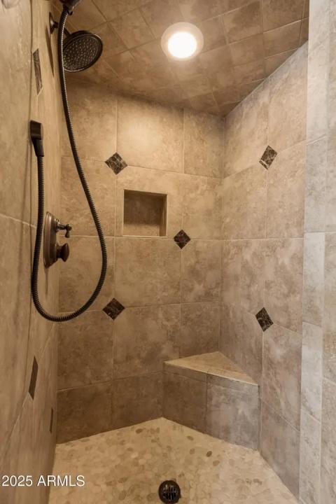 Real Estate Picture 13