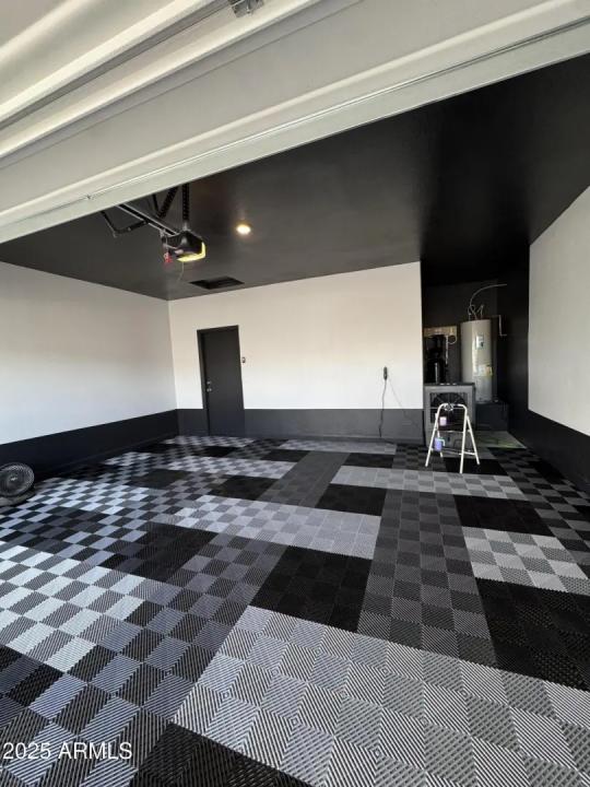 Real Estate Picture 12