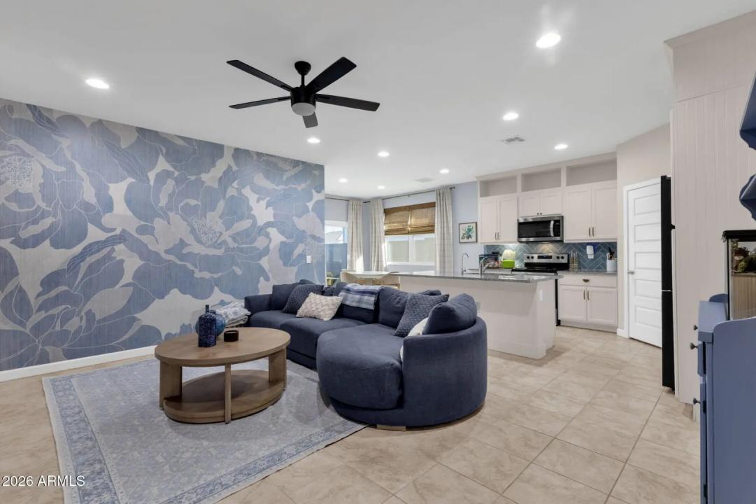 Real Estate Picture 2