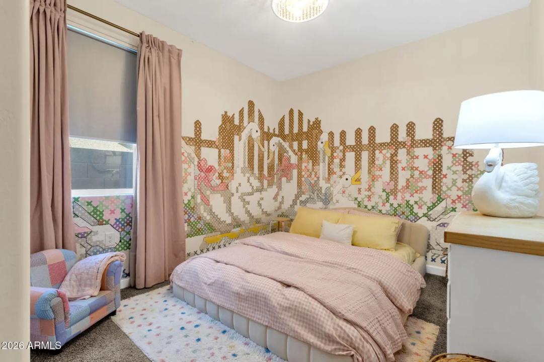 Real Estate Picture 34