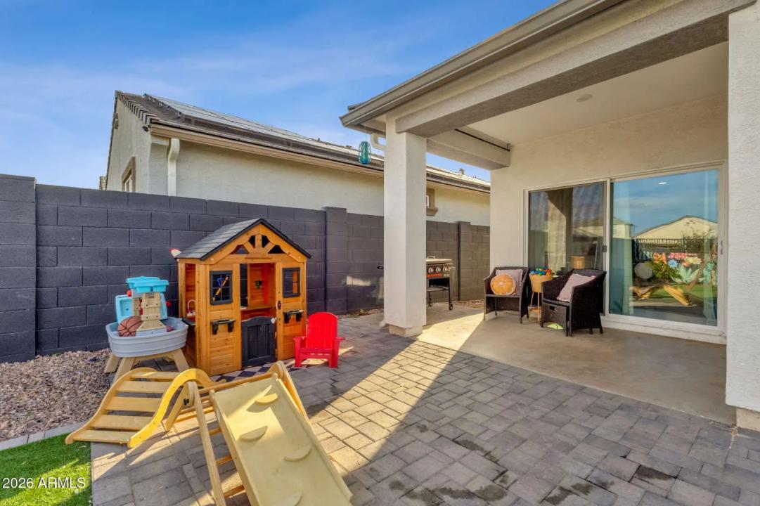 Real Estate Picture 36