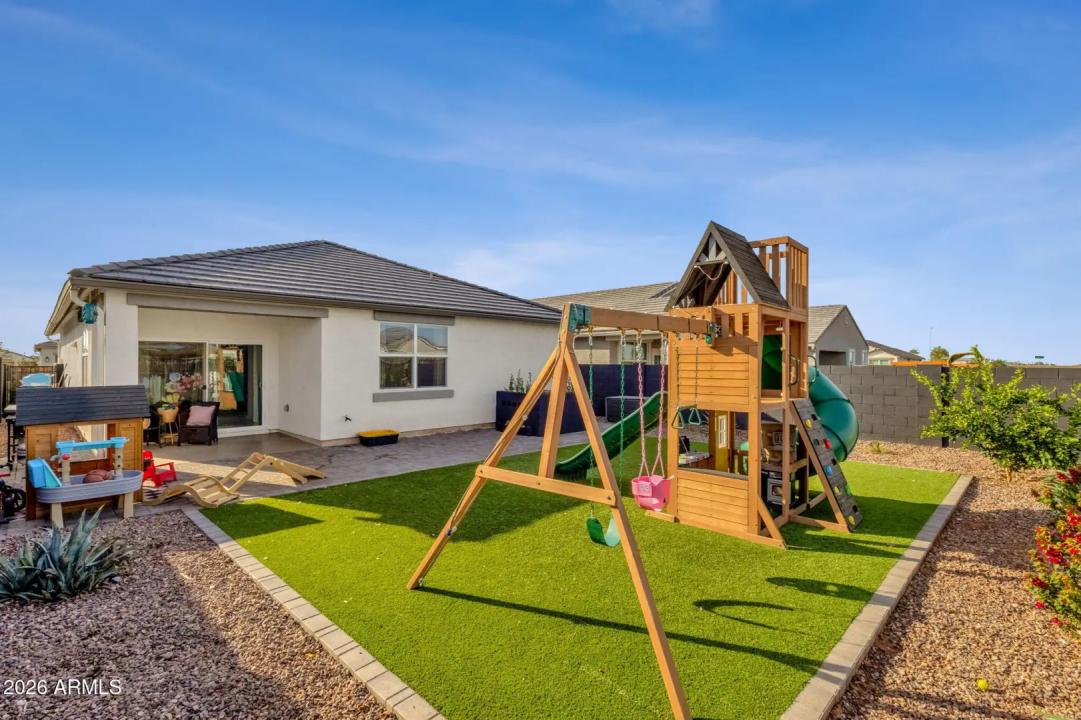 Real Estate Picture 41