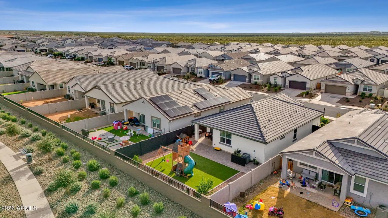 Real Estate Picture 43