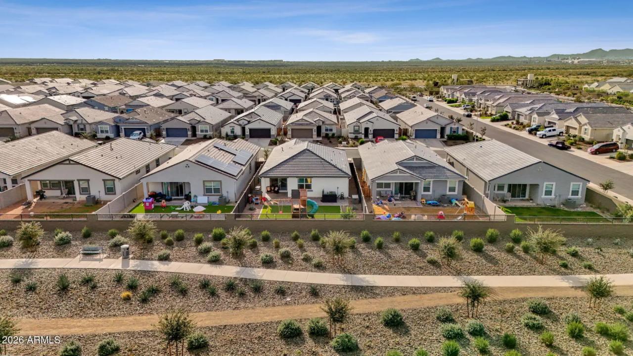 Real Estate Picture 44