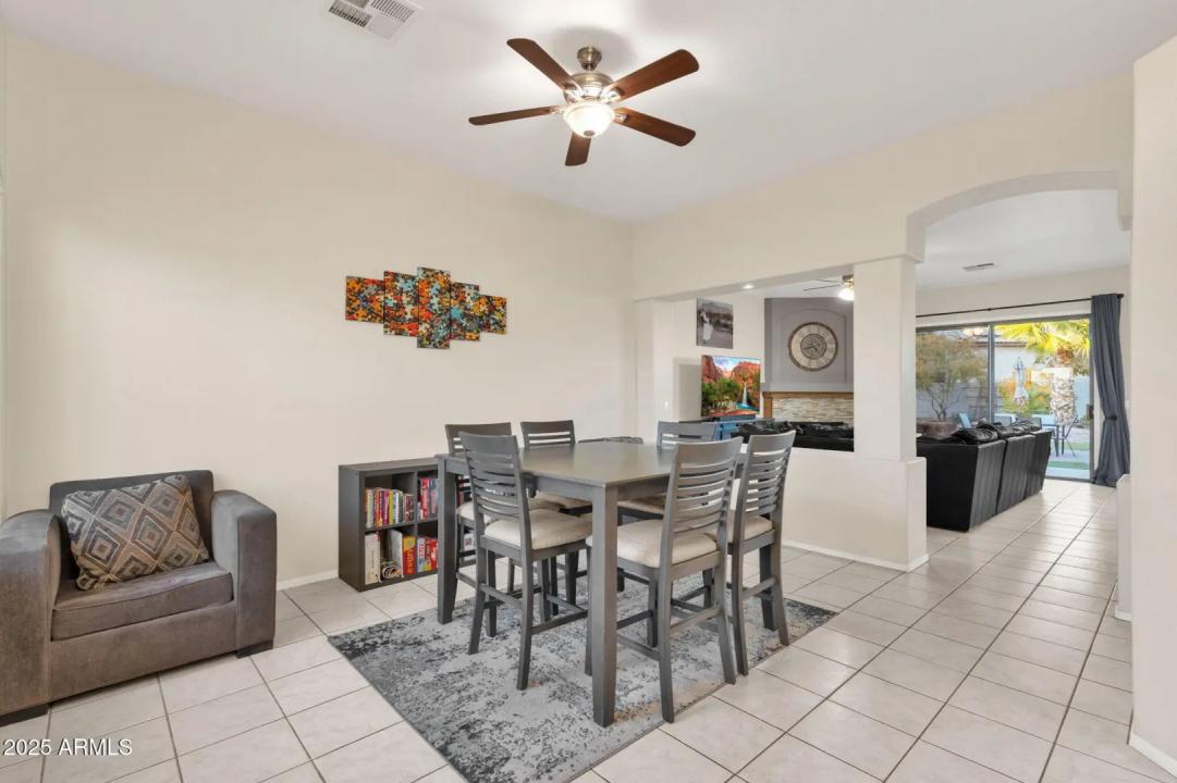 Real Estate Picture 5