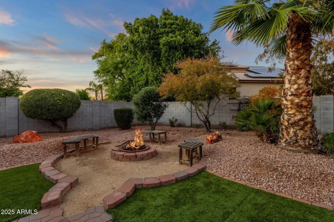 Real Estate Picture 30