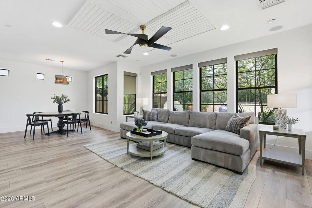 Real Estate Picture 21