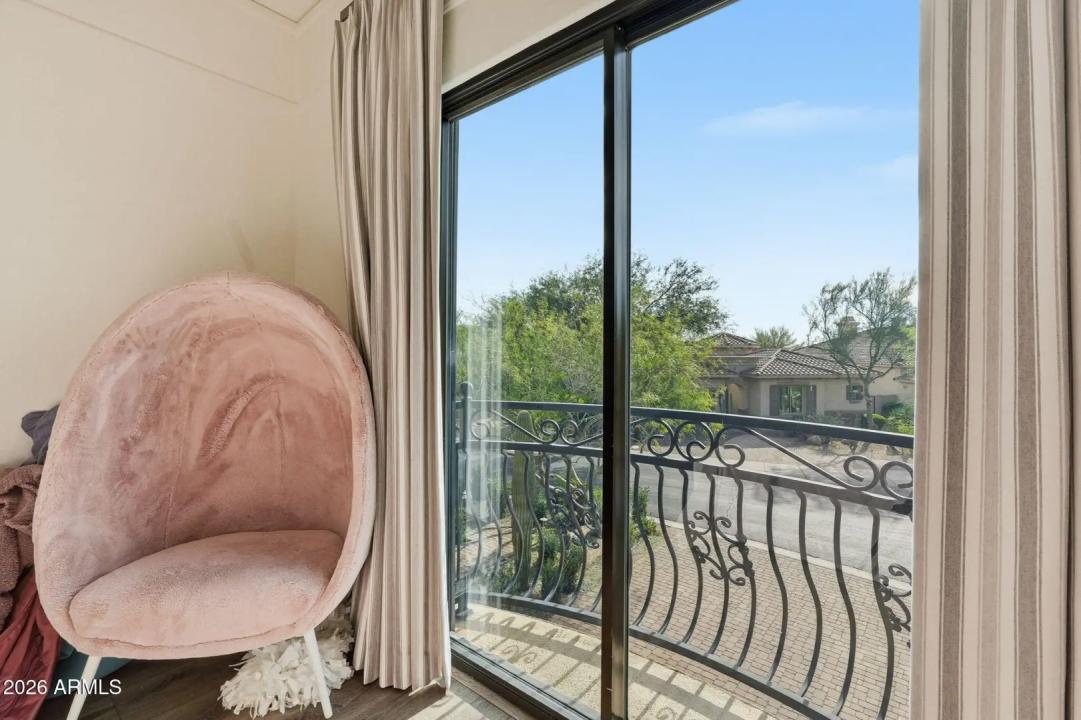 Real Estate Picture 34