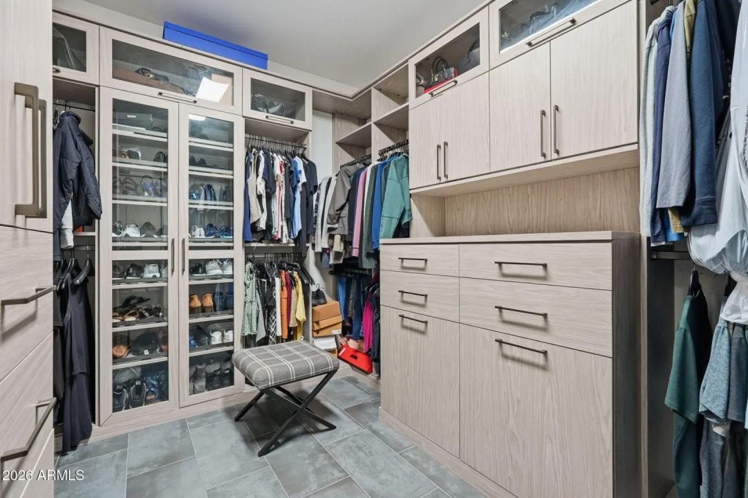Real Estate Picture 28